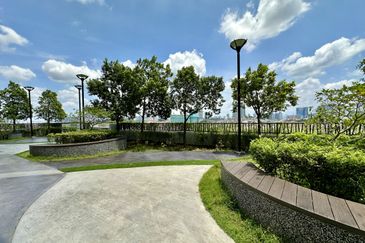 Pinnacle, Petaling Jaya