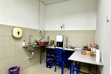 4 Storey Office Space Jalan Jubli Perak Seksyen 22 Shah Alam