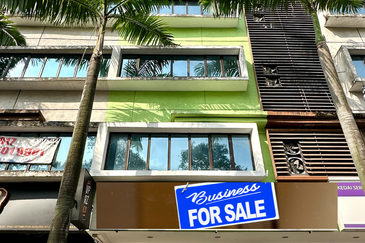 4 Storey Office Space Jalan Jubli Perak Seksyen 22 Shah Alam