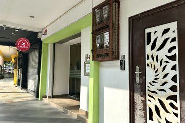 4 Storey Office Space Jalan Jubli Perak Seksyen 22 Shah Alam