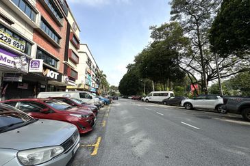 4 Storey Office Space Jalan Jubli Perak Seksyen 22 Shah Alam