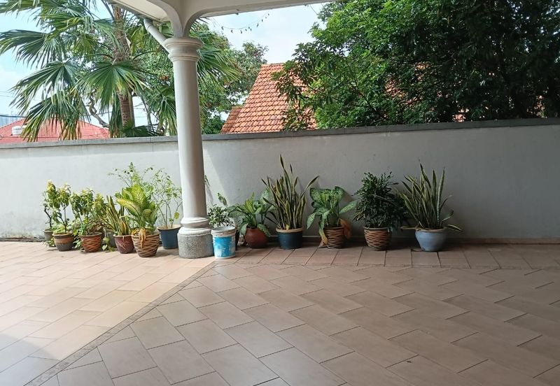 Single Storey Bungalow In Section 3 Pj