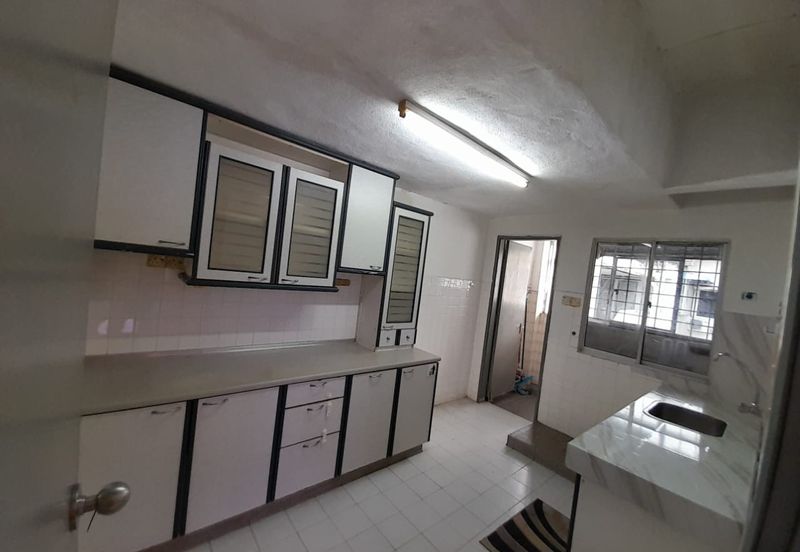 Cheras Perdana Apartment Block D, E