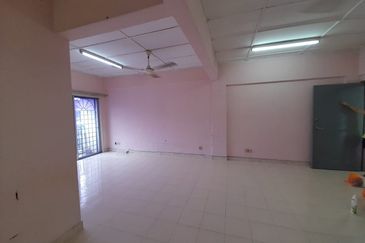 Cheras Perdana Apartment Block D, E