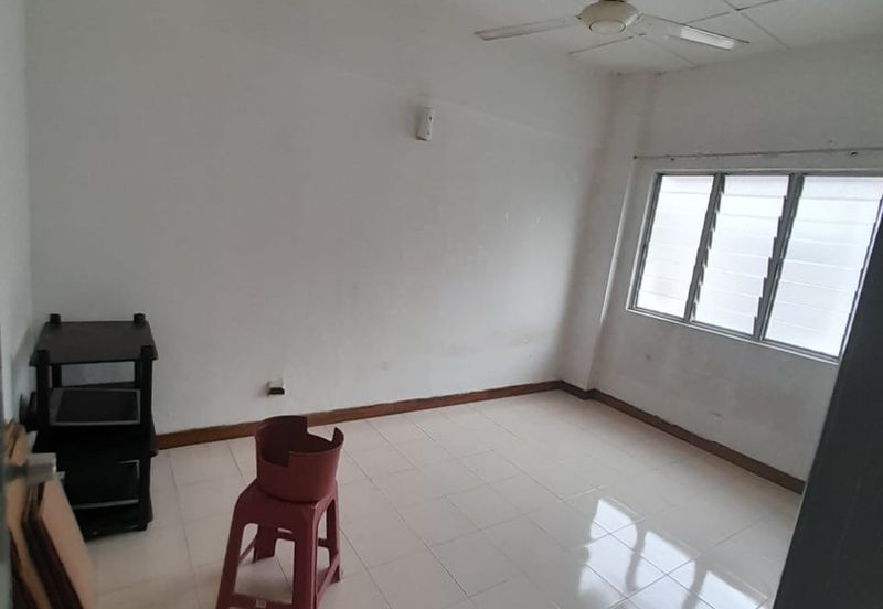 Cheras Perdana Apartment Block D, E