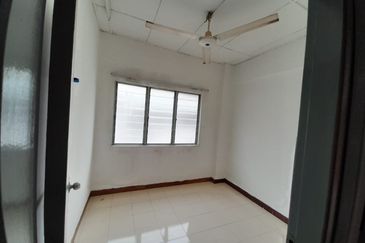 Cheras Perdana Apartment Block D, E