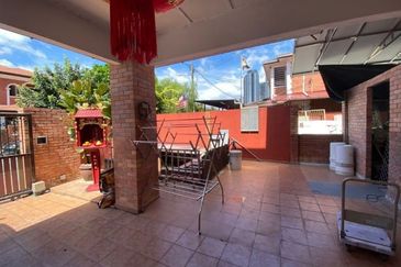 SL 4, Bandar Sungai Long