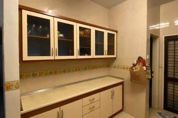 SL 4, Bandar Sungai Long