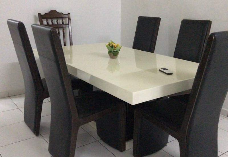 SL 8, Bandar Sungai Long