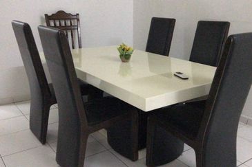 SL 8, Bandar Sungai Long