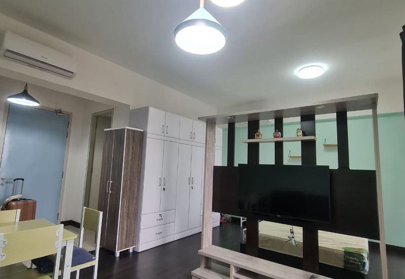 28 Boulevard (28 BLVD)