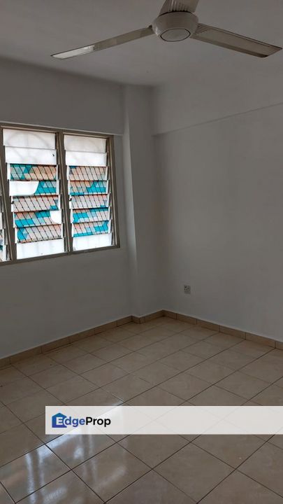 Taman Miharja Apartment (LRT Miharja):Cheras, Kuala Lumpur, Cheras