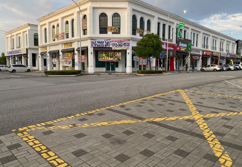 Brighton @ Eco Majestic