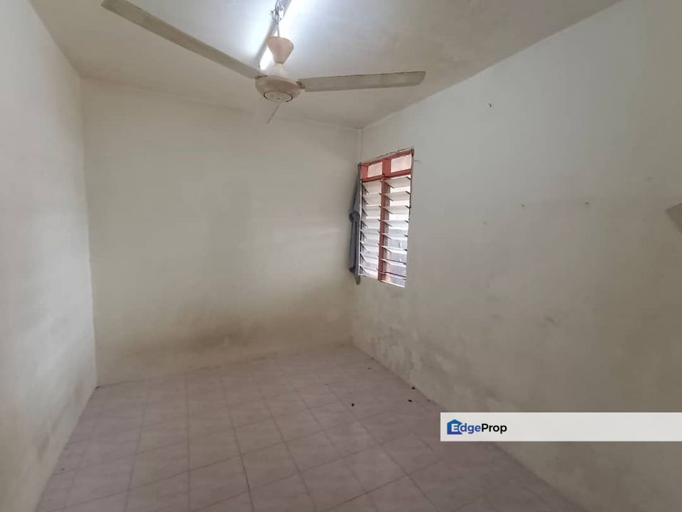 Pangsapuri Teratai Bandar Mahkota Cheras, Selangor, Bandar Sungai Long