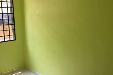 SL 6, Bandar Sungai Long