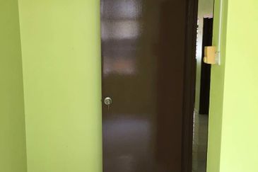 SL 6, Bandar Sungai Long