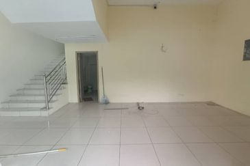 Kawasan Perindustrian Hi Tech 5