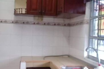 Pangsapuri Orkid, Bandar Mahkota Cheras