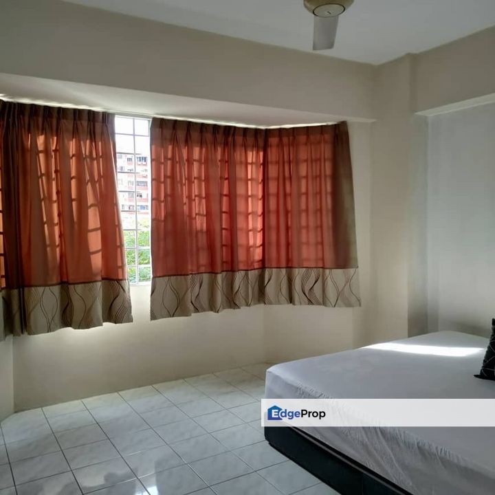 Gree Acre Park Bandar Sungai Long, Selangor, Bandar Sungai Long