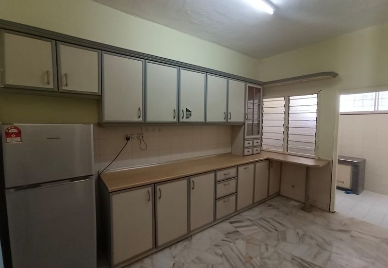 SL7, Bandar Sungai Long