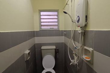 SL7, Bandar Sungai Long