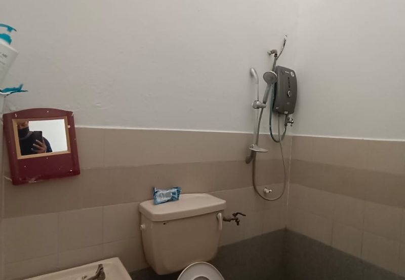 SL 6, Bandar Sungai Long