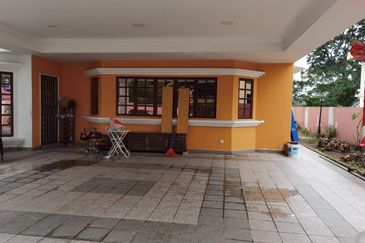 SL 3, Bandar Sungai Long