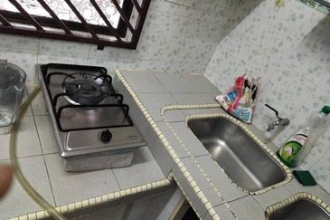 SL 6, Bandar Sungai Long