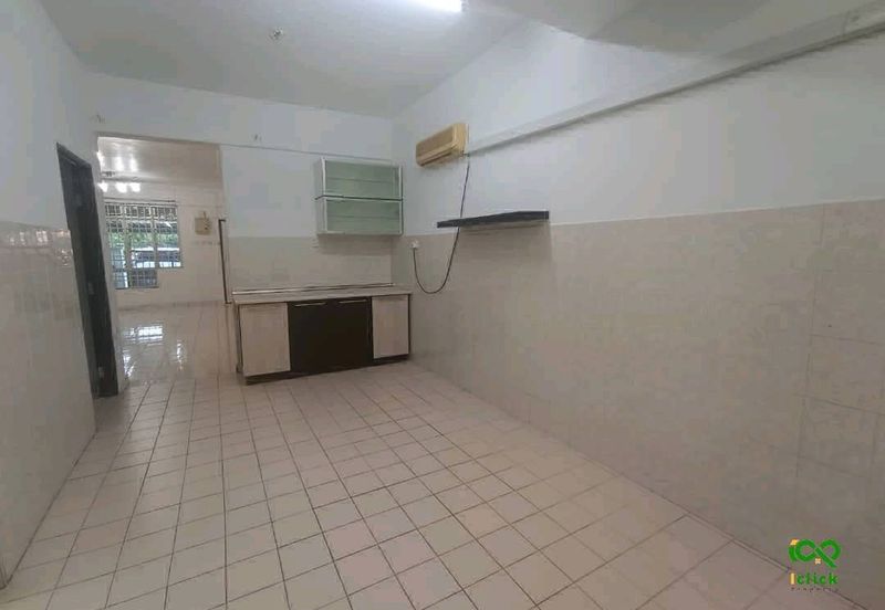 Bandar Mahkota Cheras