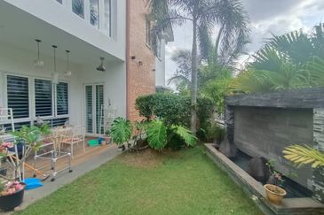 SL 14, Bandar Sungai Long