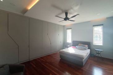 SL 14, Bandar Sungai Long