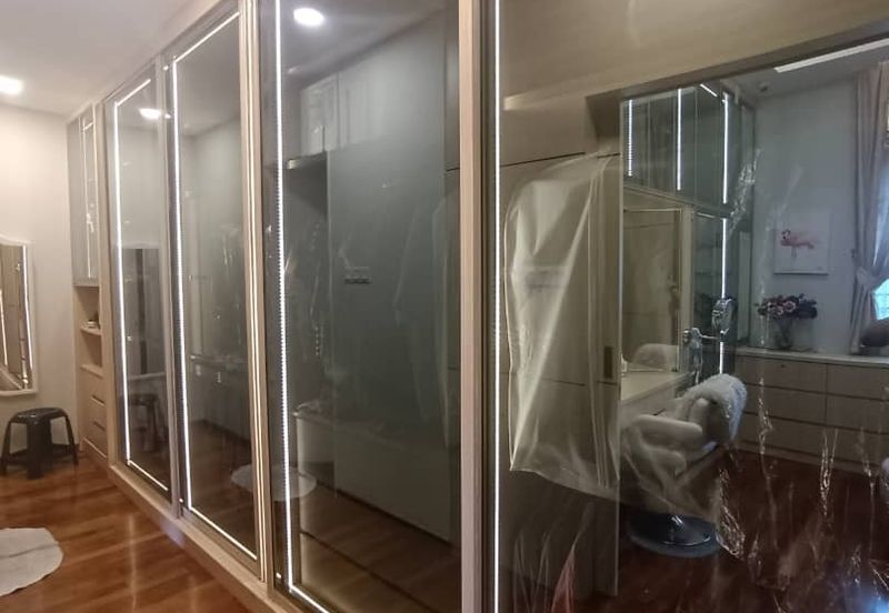 SL 14, Bandar Sungai Long