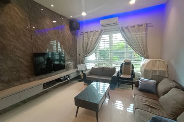 SL 14, Bandar Sungai Long