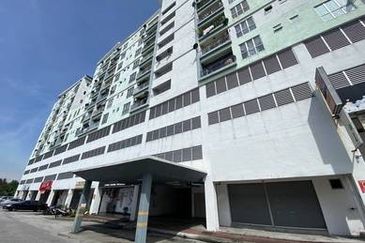 Ground Floor Shop Bnadar Mahkota Cheras Suria Court