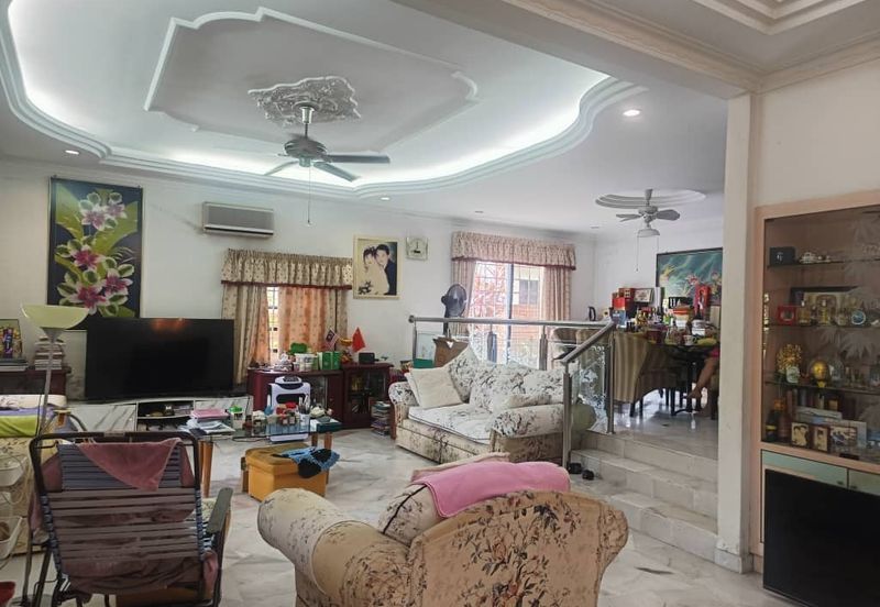 SL 3, Bandar Sungai Long