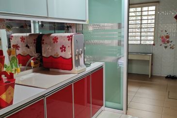 Taman Sri Raya, Batu 9