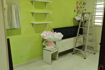 Taman Sri Raya, Batu 9