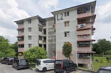 Pangsapuri Orkid, Bandar Mahkota Cheras