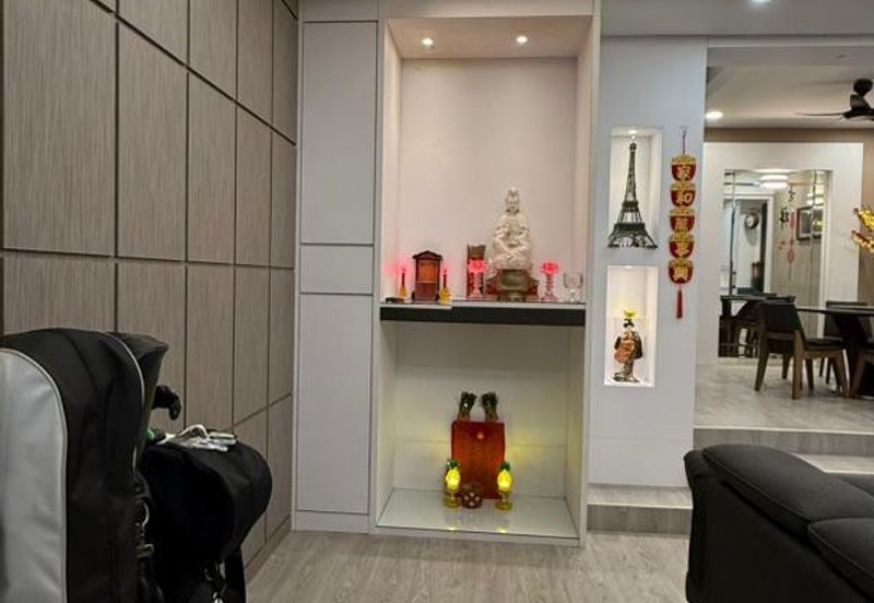 SL 11, Bandar Sungai Long