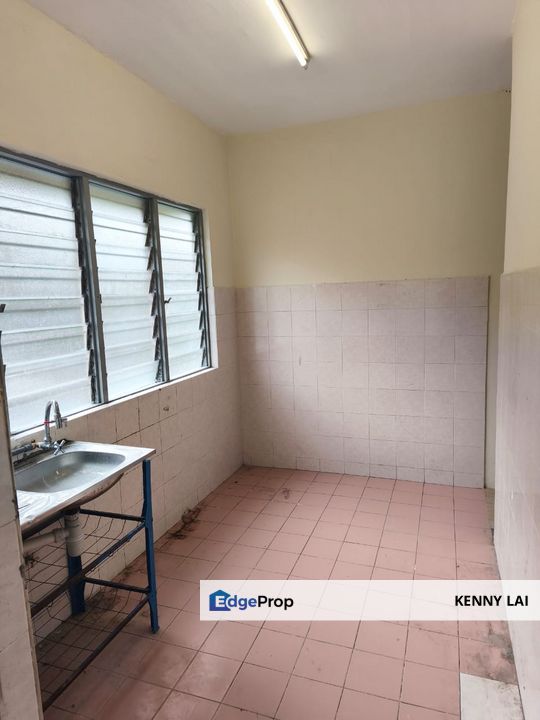 Pangsapuri Teratai Bandar Mahkota Cheras, Selangor, Cheras