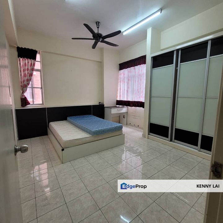 Greenview Residence Bandar Sungai long, Selangor, Kajang