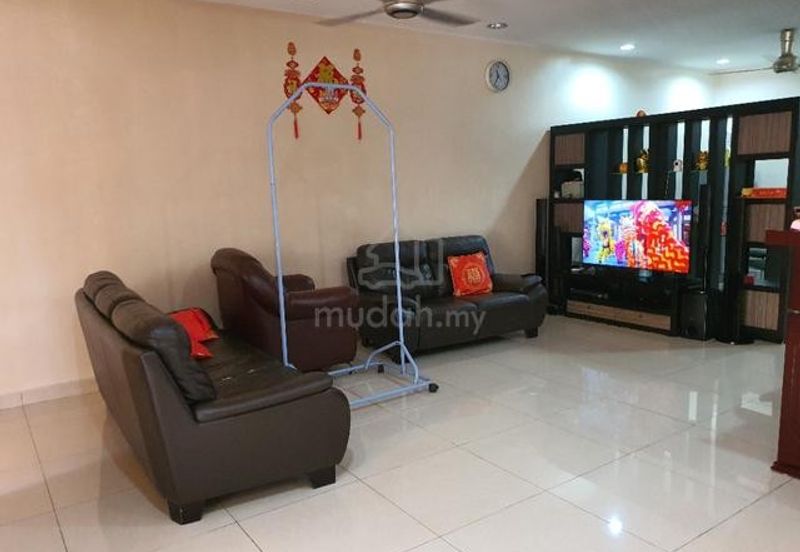 Bandar Tun Hussein Onn