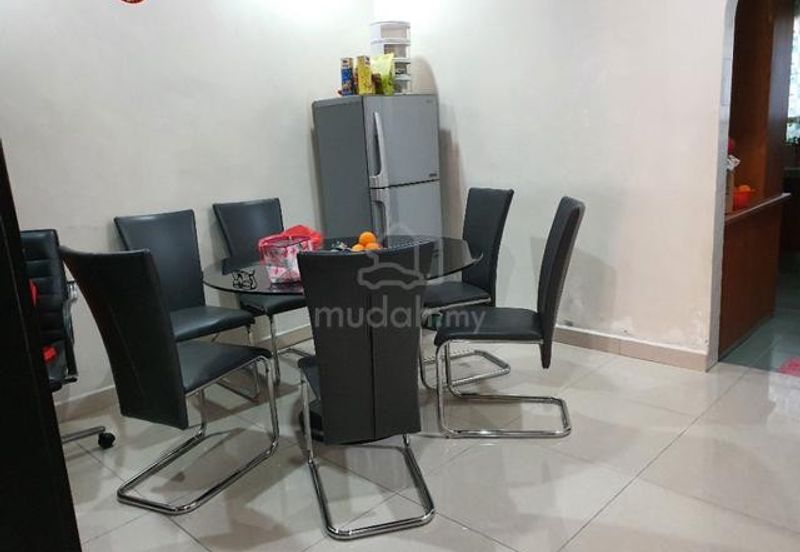 Bandar Tun Hussein Onn