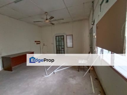 4 sty Cheras Batu 11 shop lot, Selangor, Balakong