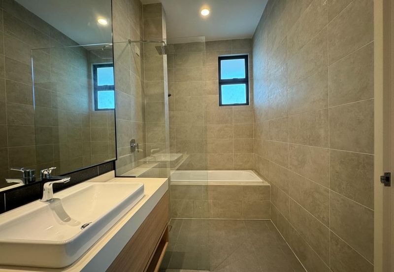 Tenderfields @ Eco Majestic