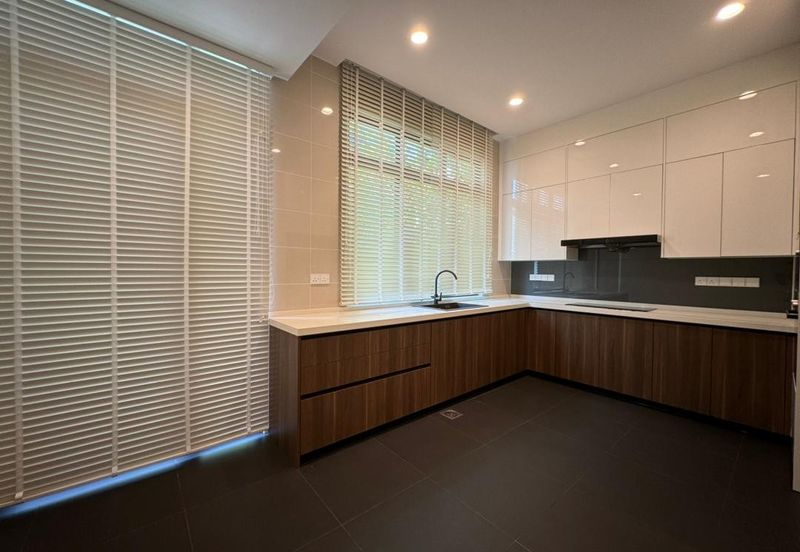 Tenderfields @ Eco Majestic