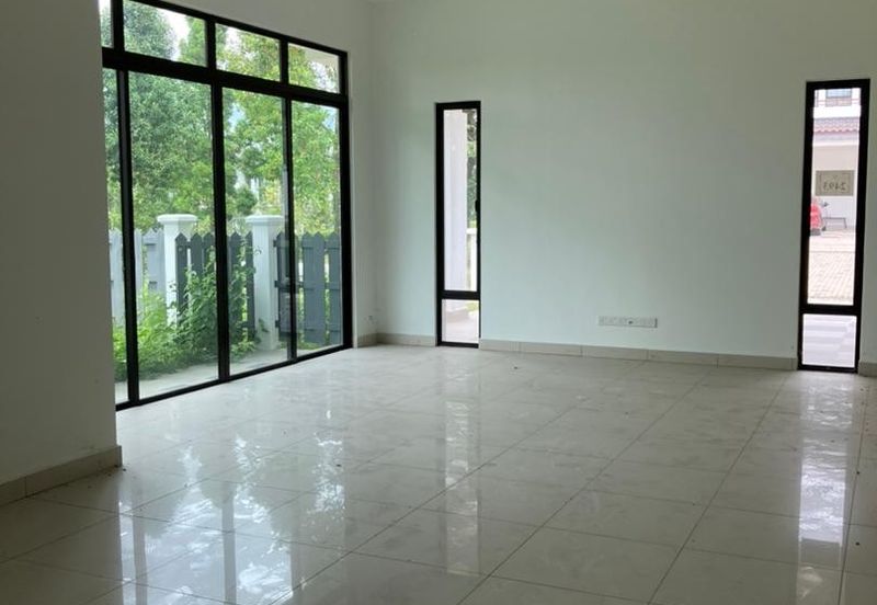 Tenderfields @ Eco Majestic