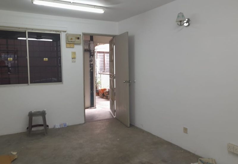 Flat L 2 Pandan Jaya Cheras  Ampang