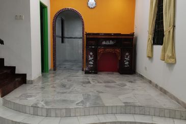 bandar sungai long corner