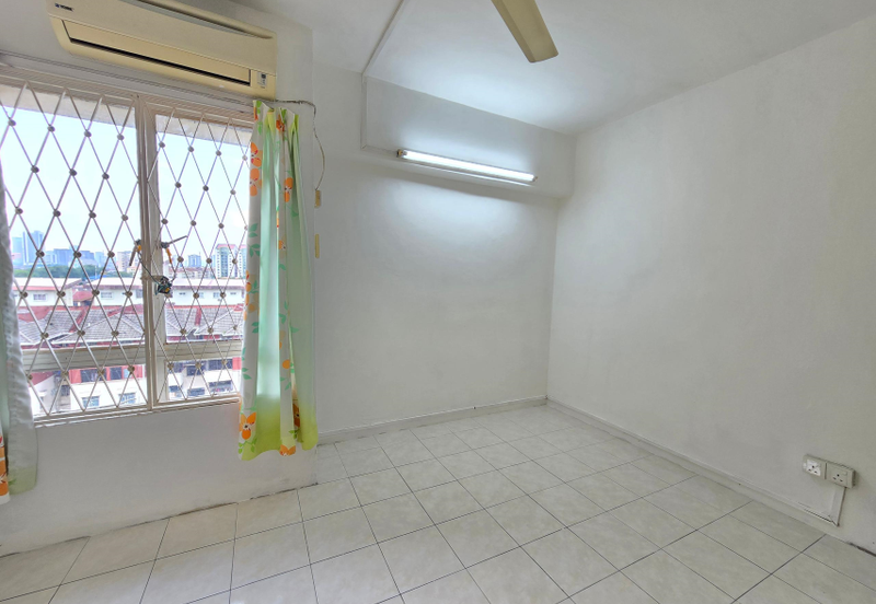 Le Jardin Condominium